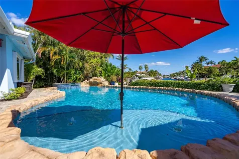 2432 NE 22nd Avenue Lighthouse Point FL 33064