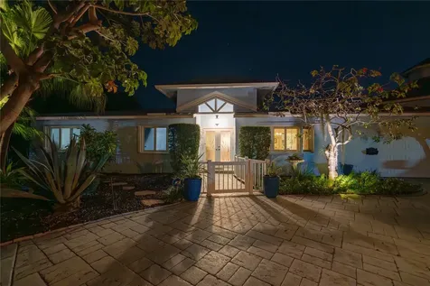 2432 NE 22nd Avenue Lighthouse Point FL 33064