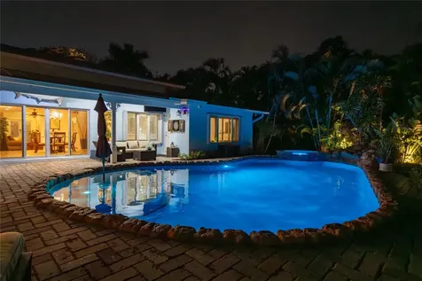2432 NE 22nd Avenue Lighthouse Point FL 33064
