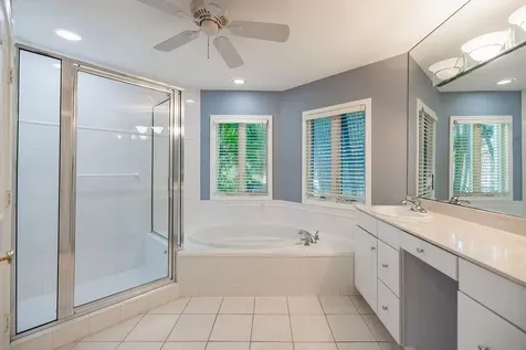 2432 NE 22nd Avenue Lighthouse Point FL 33064