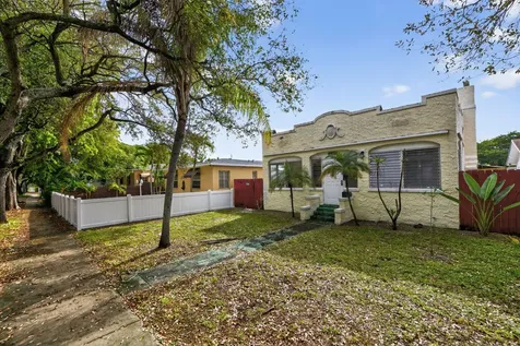 1934 Washington Street Hollywood FL 33020
