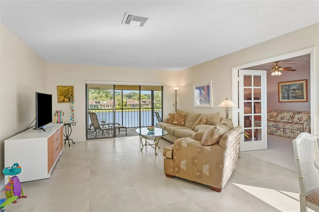 21827 Arriba Real Boca Raton FL 33433