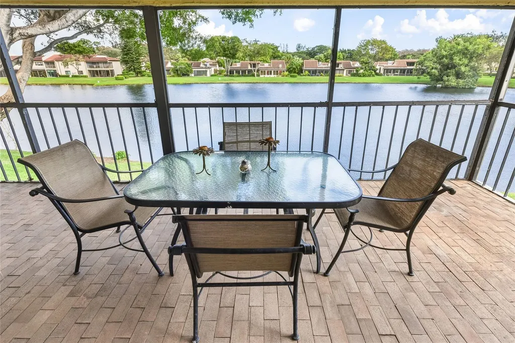 21827 Arriba Real Boca Raton FL 33433