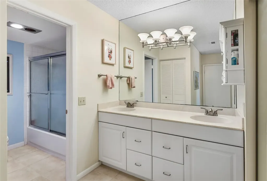21827 Arriba Real Boca Raton FL 33433