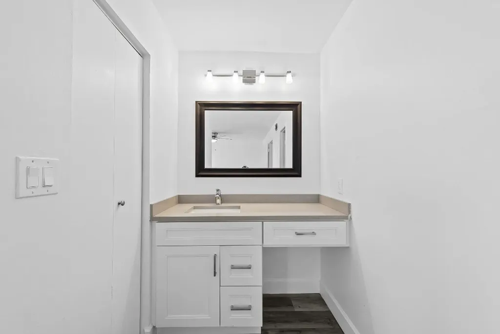 822 Crystal Lake Drive Deerfield Beach FL 33064