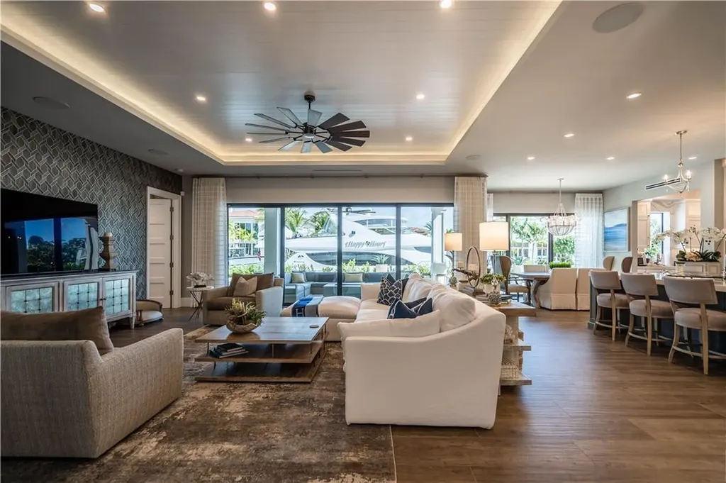 2349 NE 24th Street Lighthouse Point FL 33064