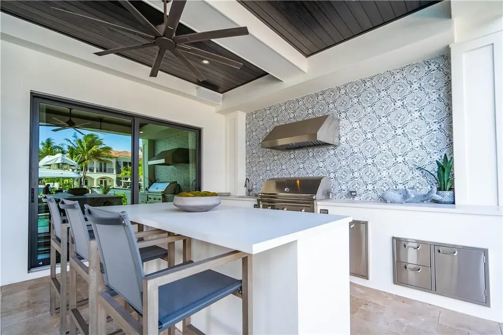 2349 NE 24th Street Lighthouse Point FL 33064