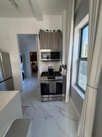 2421 Lake Pancoast Drive Miami Beach FL 33140