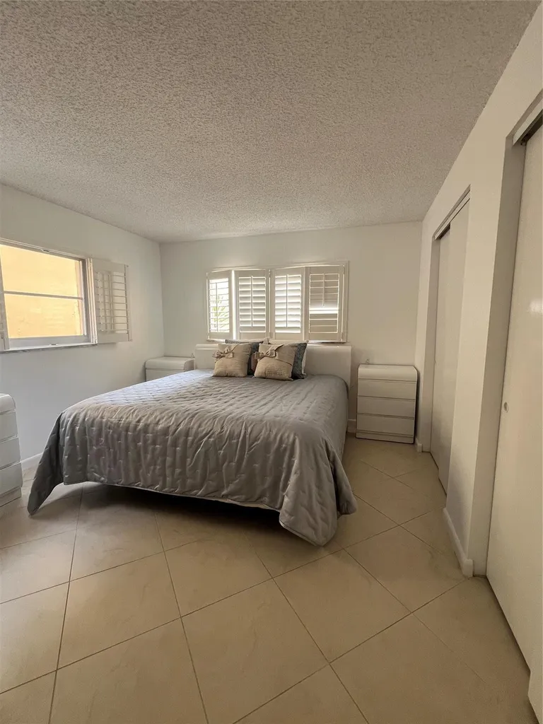 2615 NE 3rd Court Boynton Beach FL 33435