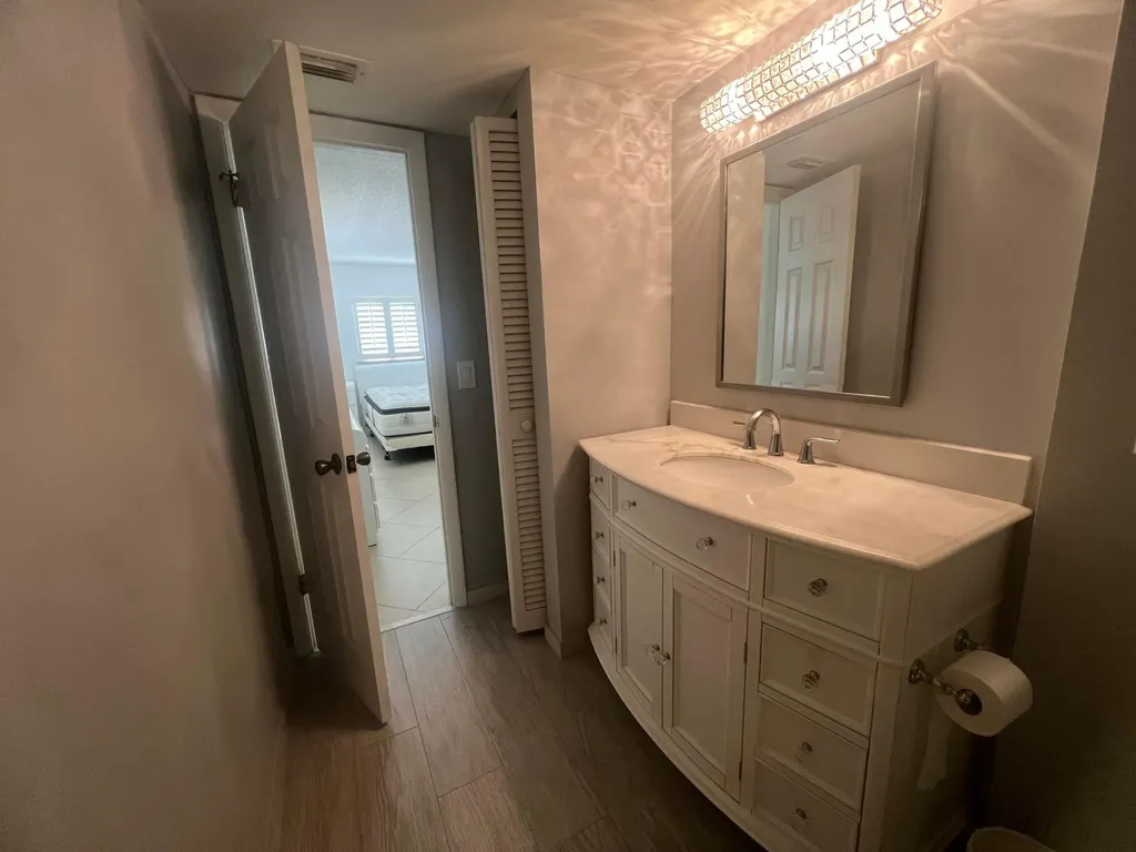 2615 NE 3rd Court Boynton Beach FL 33435