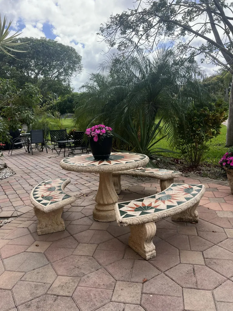 2615 NE 3rd Court Boynton Beach FL 33435