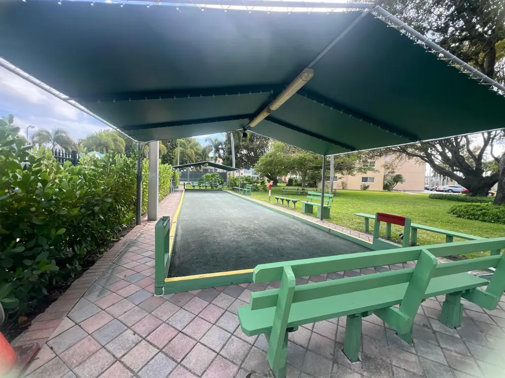 2615 NE 3rd Court Boynton Beach FL 33435