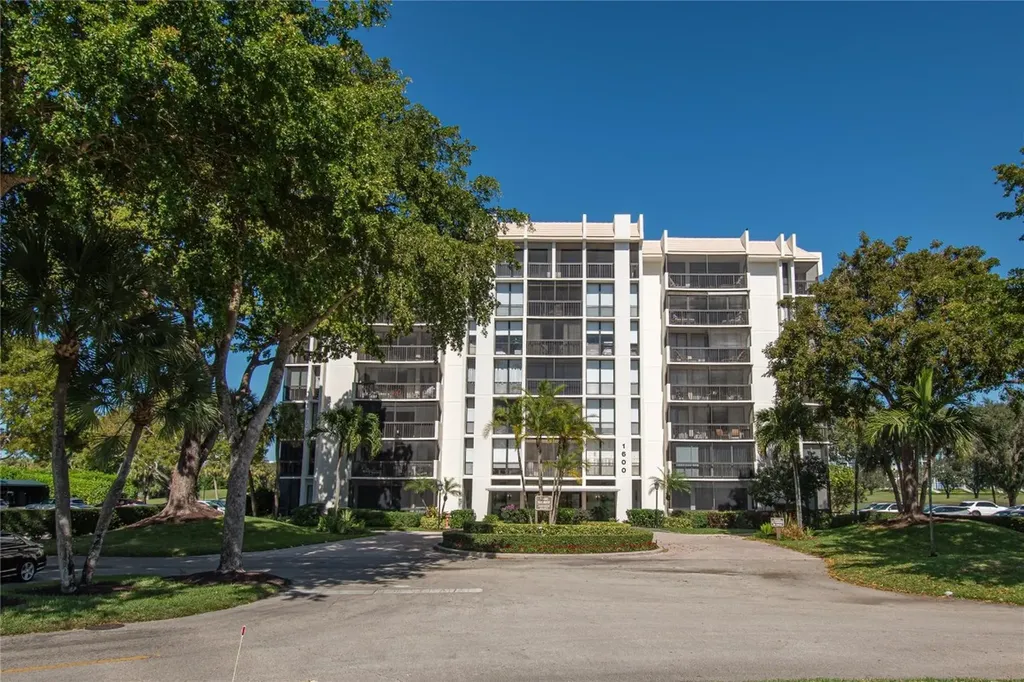 1612 Bridgewood Drive Boca Raton FL 33434
