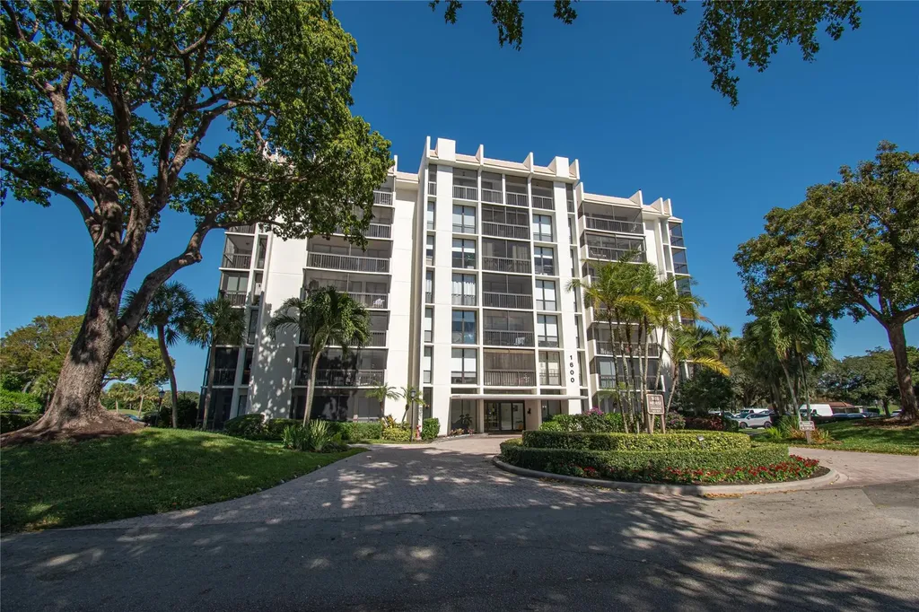 1612 Bridgewood Drive Boca Raton FL 33434