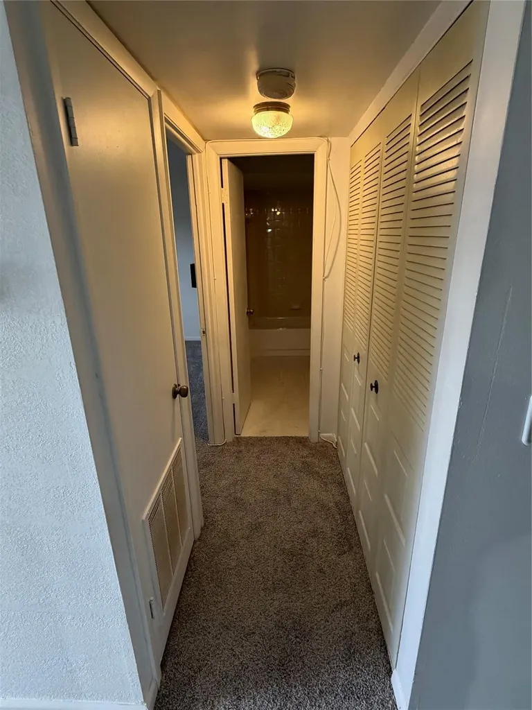 10145 Sunrise Lakes Sunrise FL 33322