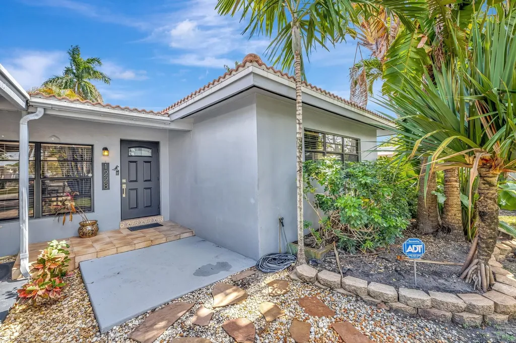 1228 SW 9th Avenue Fort Lauderdale FL 33315