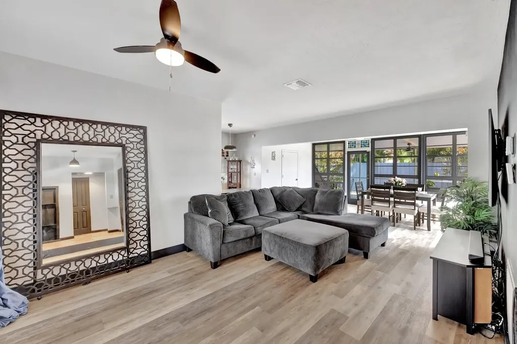 1228 SW 9th Avenue Fort Lauderdale FL 33315