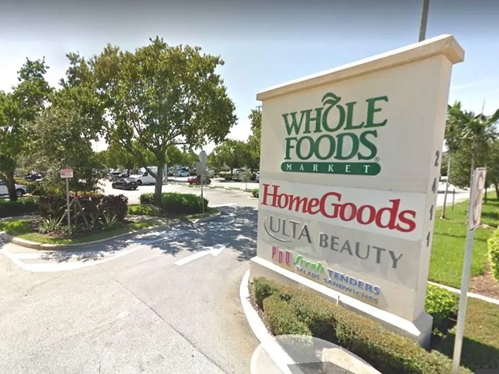 2601 NE 14th Street Causeway Pompano Beach FL 33062
