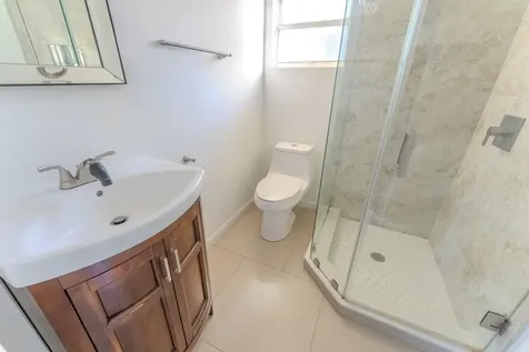 521 S 24th Avenue Hollywood FL 33020