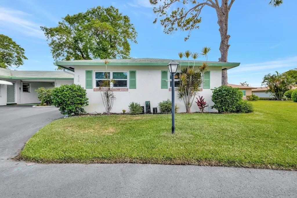 830 Meadowlark Lane Delray Beach FL 33445