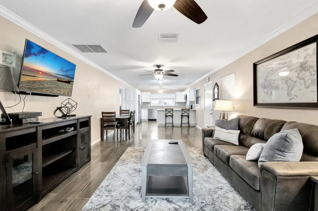 830 Meadowlark Lane Delray Beach FL 33445