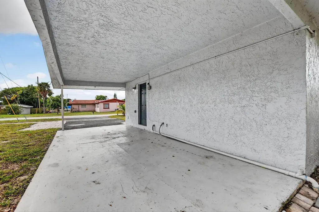 291 NW 7th Court Deerfield Beach FL 33441