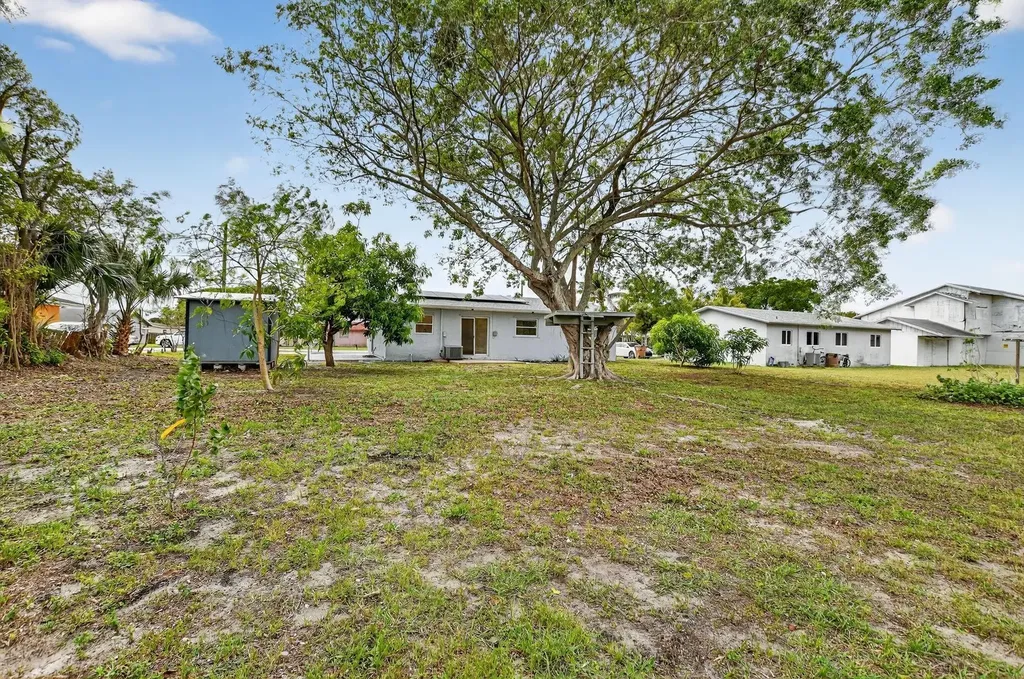 291 NW 7th Court Deerfield Beach FL 33441