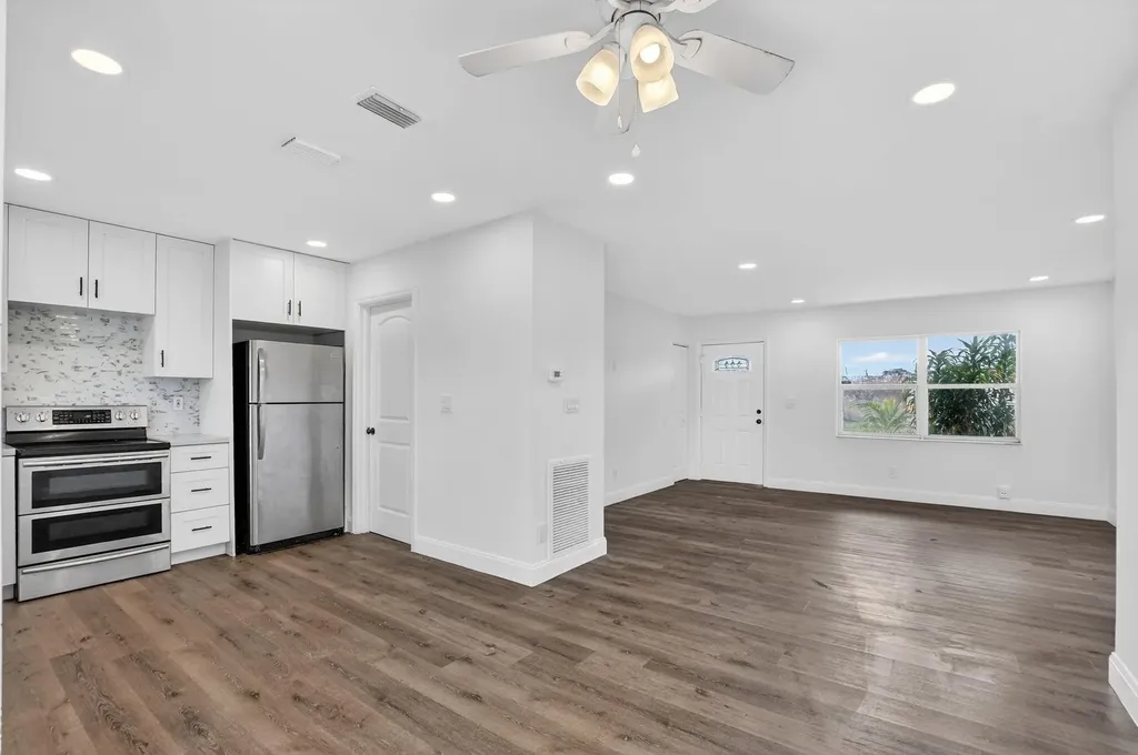 291 NW 7th Court Deerfield Beach FL 33441