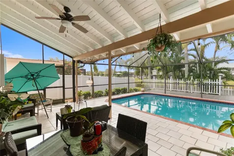 5207 SW 120th Avenue Cooper City FL 33330