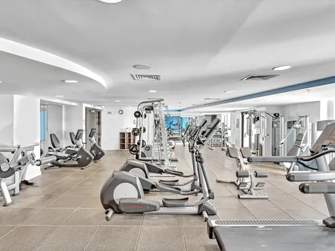 110 N Federal Highway Fort Lauderdale FL 33301