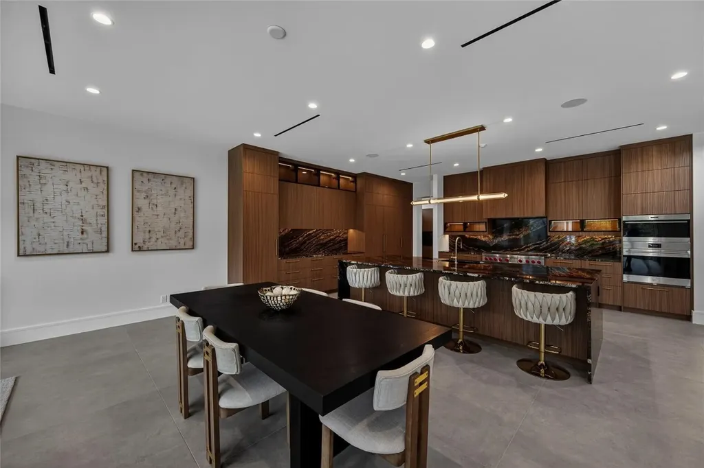 119 N Gordon Road Fort Lauderdale FL 33301