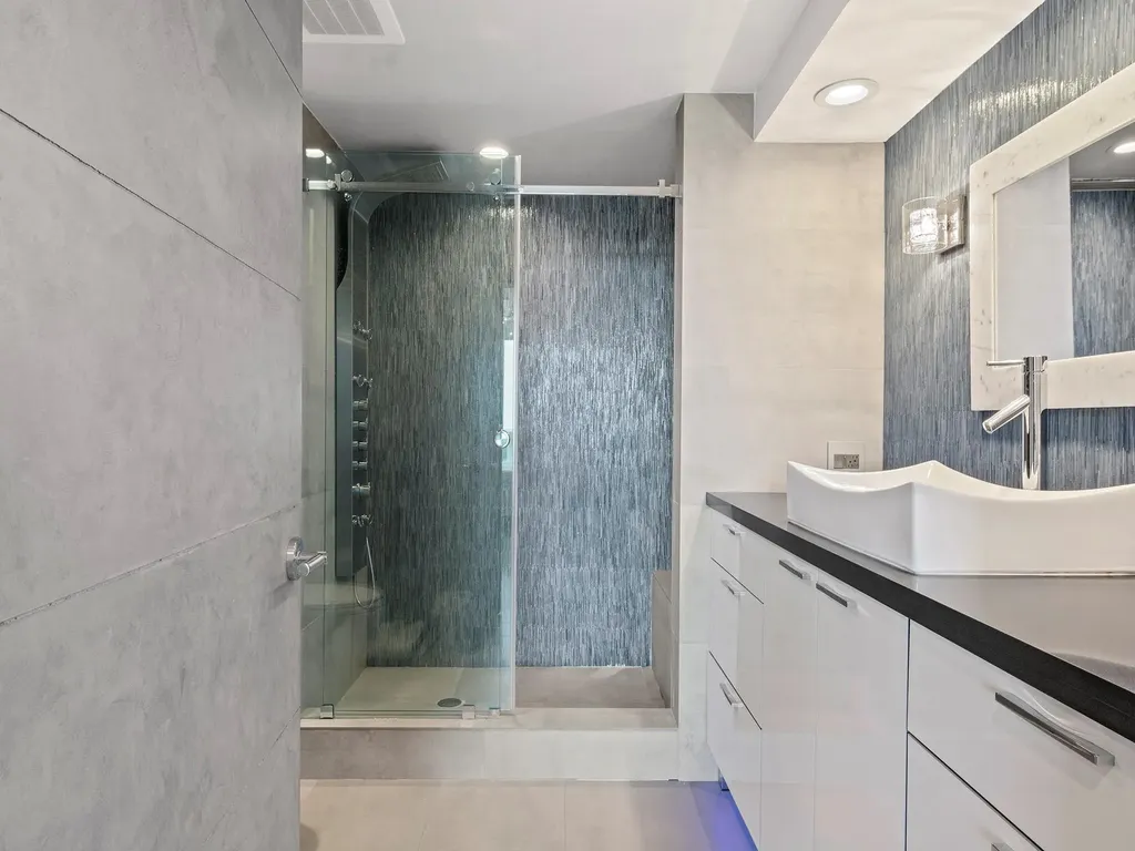 347 N New River Drive Fort Lauderdale FL 33301