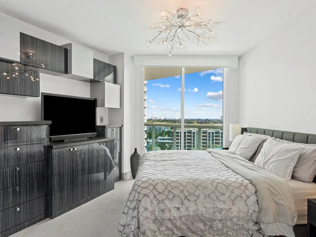 347 N New River Drive Fort Lauderdale FL 33301