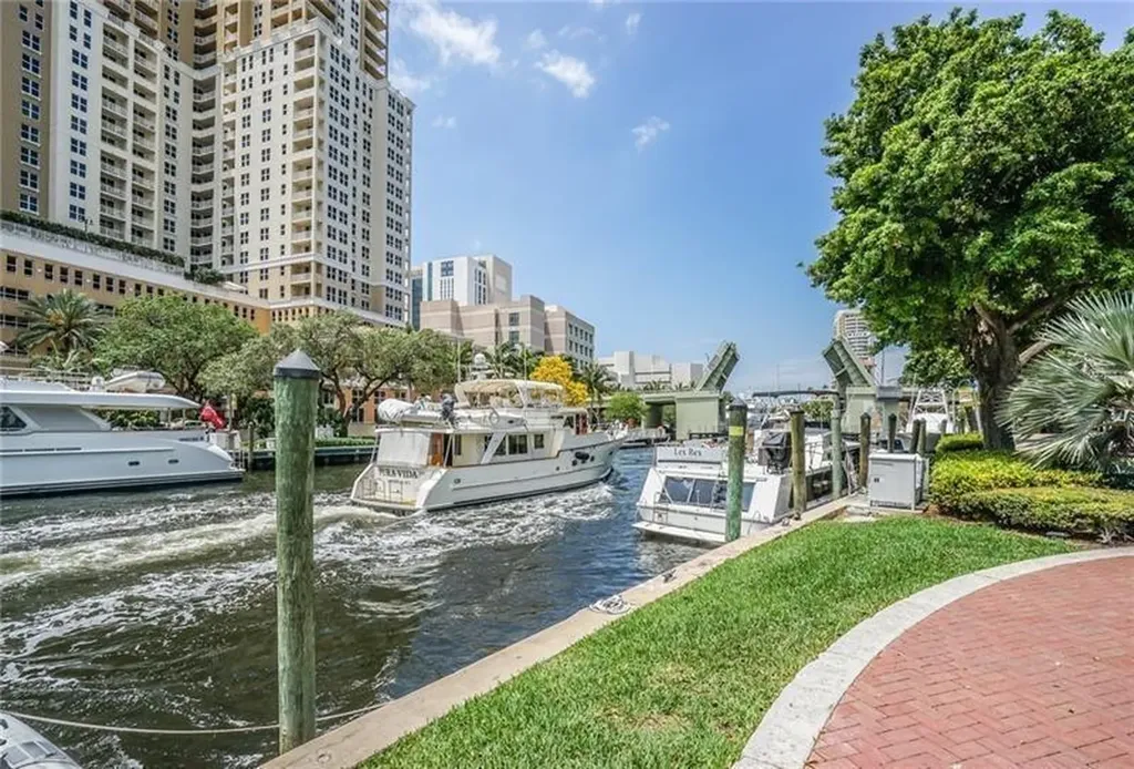 347 N New River Drive Fort Lauderdale FL 33301
