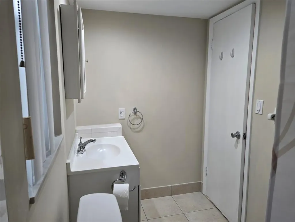 8590 Sunrise Lakes Boulevard Sunrise FL 33322