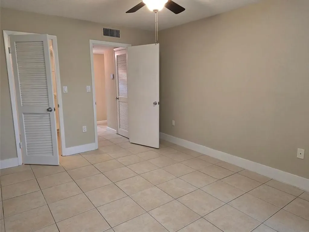8590 Sunrise Lakes Boulevard Sunrise FL 33322