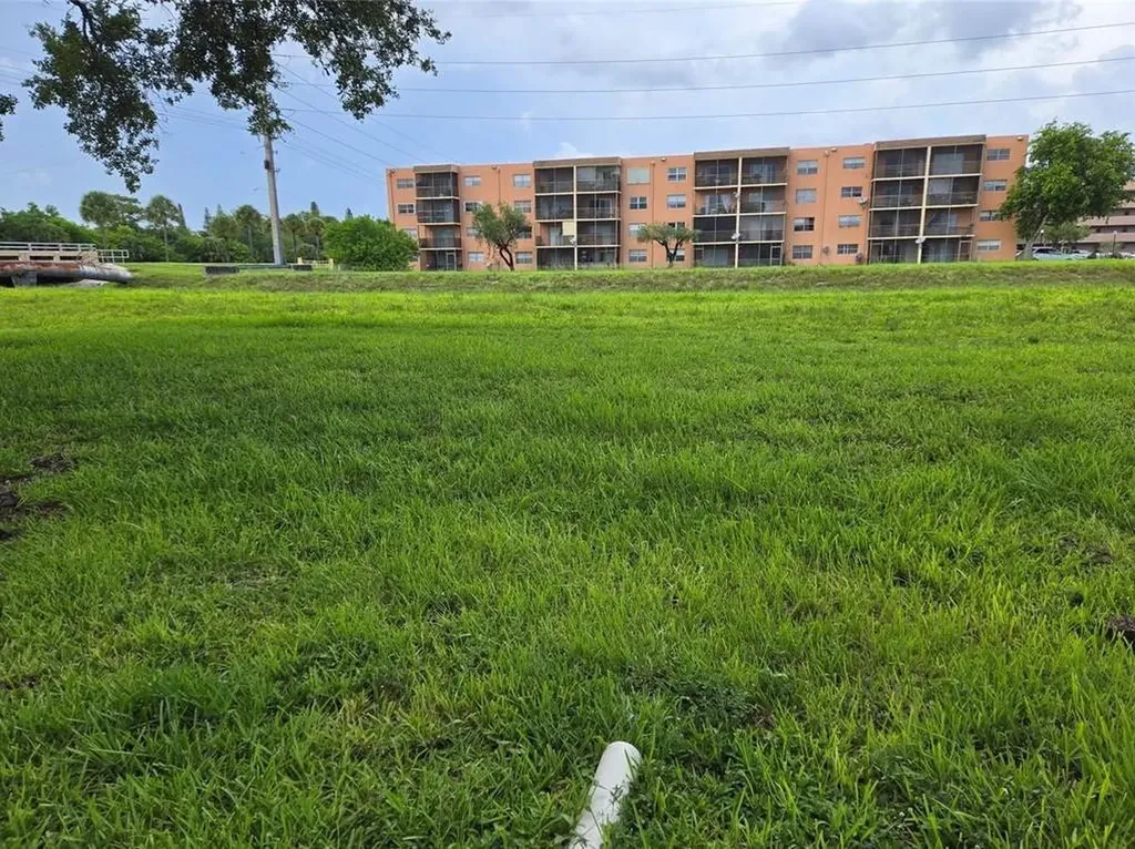 8590 Sunrise Lakes Boulevard Sunrise FL 33322