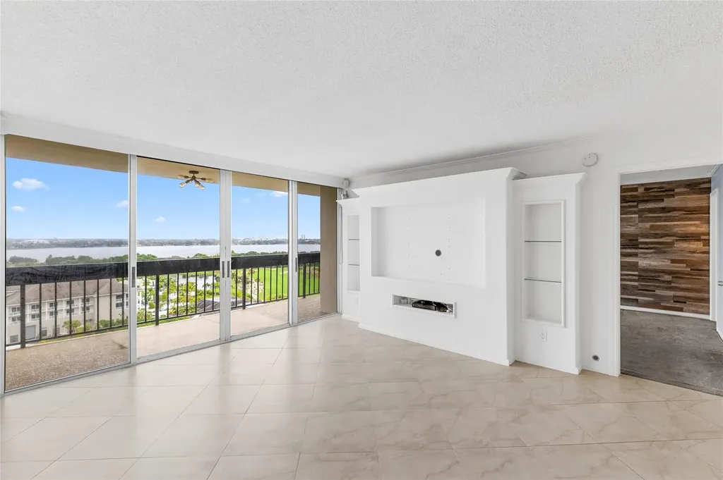 2400 Presidential Way West Palm Beach FL 33401