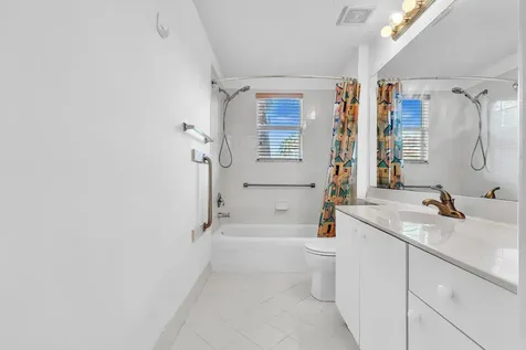 7735 Yardley Drive Tamarac FL 33321
