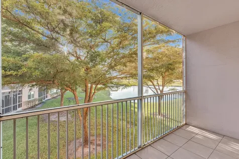 7735 Yardley Drive Tamarac FL 33321