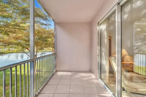 7735 Yardley Drive Tamarac FL 33321