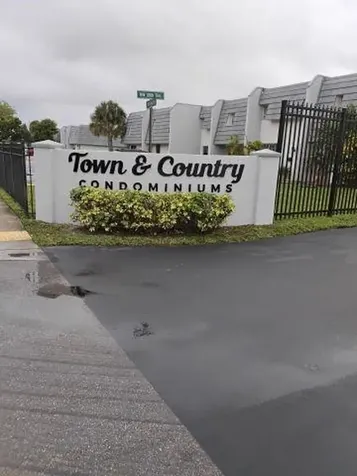 3764 NW 21st Street Lauderdale Lakes FL 33311