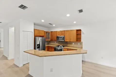 10821 NW 76th Lane Doral FL 33178