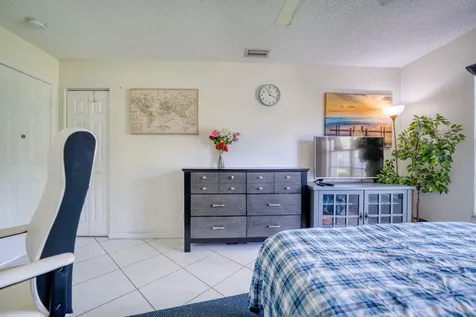 2824 Waters Edge Circle Greenacres FL 33413