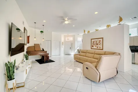 2824 Waters Edge Circle Greenacres FL 33413