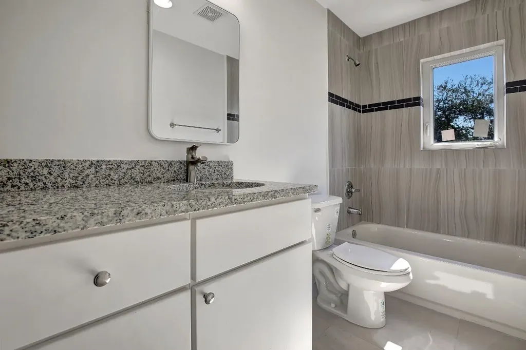1104 S 20th Avenue Hollywood FL 33020