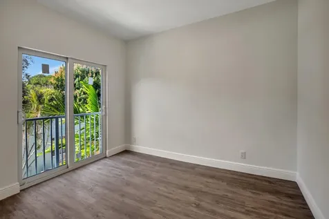 1104 S 20th Avenue Hollywood FL 33020