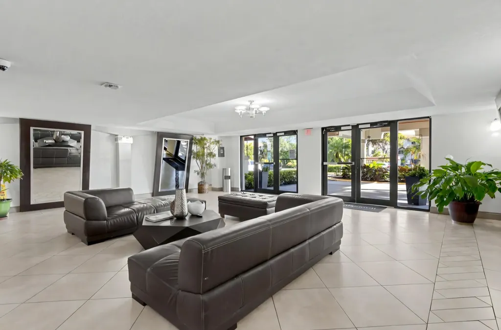 701 NW 19th Street Fort Lauderdale FL 33311