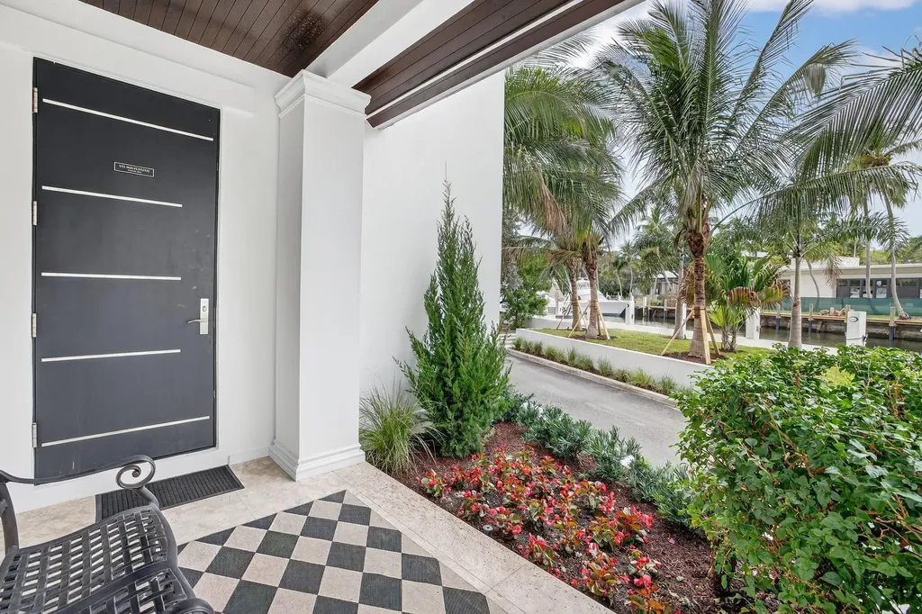 400 Mola Avenue Fort Lauderdale FL 33301