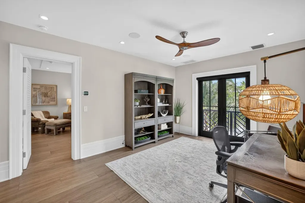 400 Mola Avenue Fort Lauderdale FL 33301